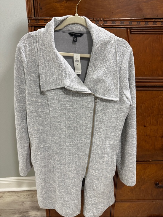 Banana Republic Jackets & Blazers - Banana Republic Light Gray Asymmetrical Zip Trench Coat